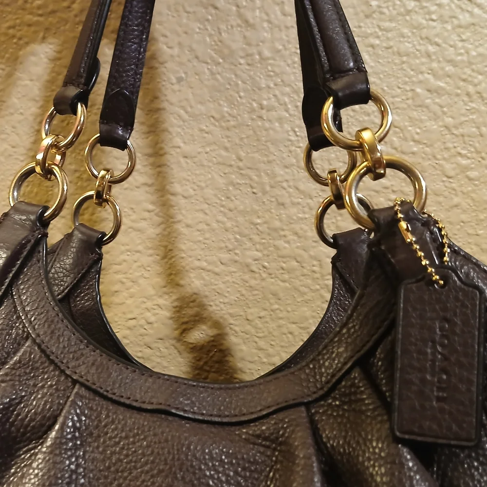 FINAL SALE! Coach Lily Pebbled Leather Shoulder Bag - Oxblood - Picture 4 of 13